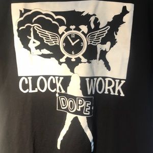 CLOCK WORK TEE SHIRT SIZE LG UNISEX